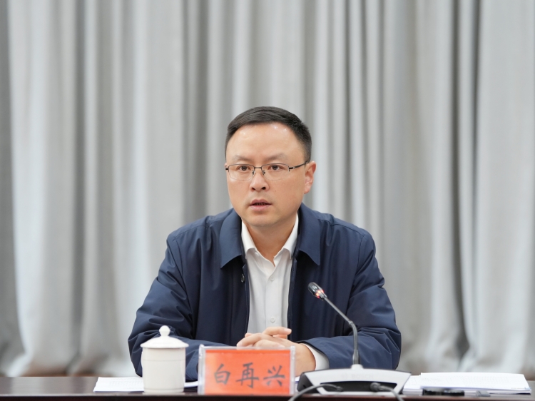 六届区委常委会第154次会议召开